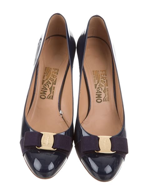 salvatore ferragamo vara pumps sale